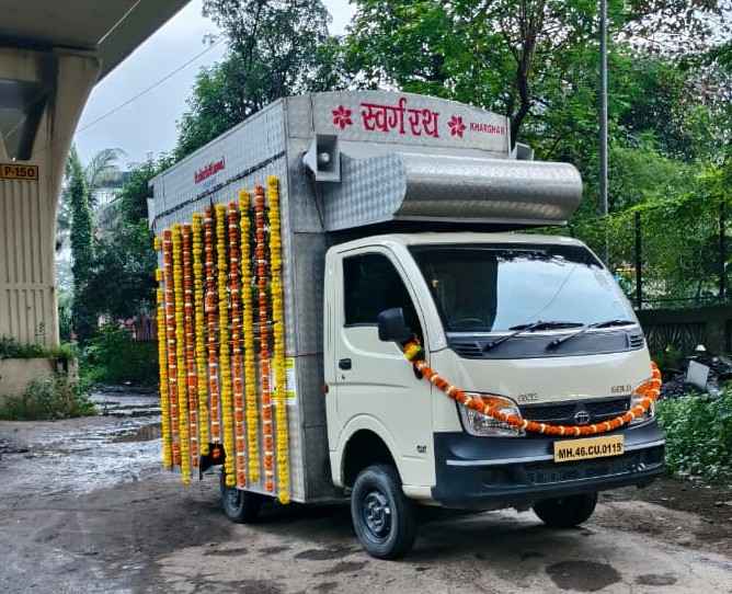 Community Service On Road - Shirke Enterprises